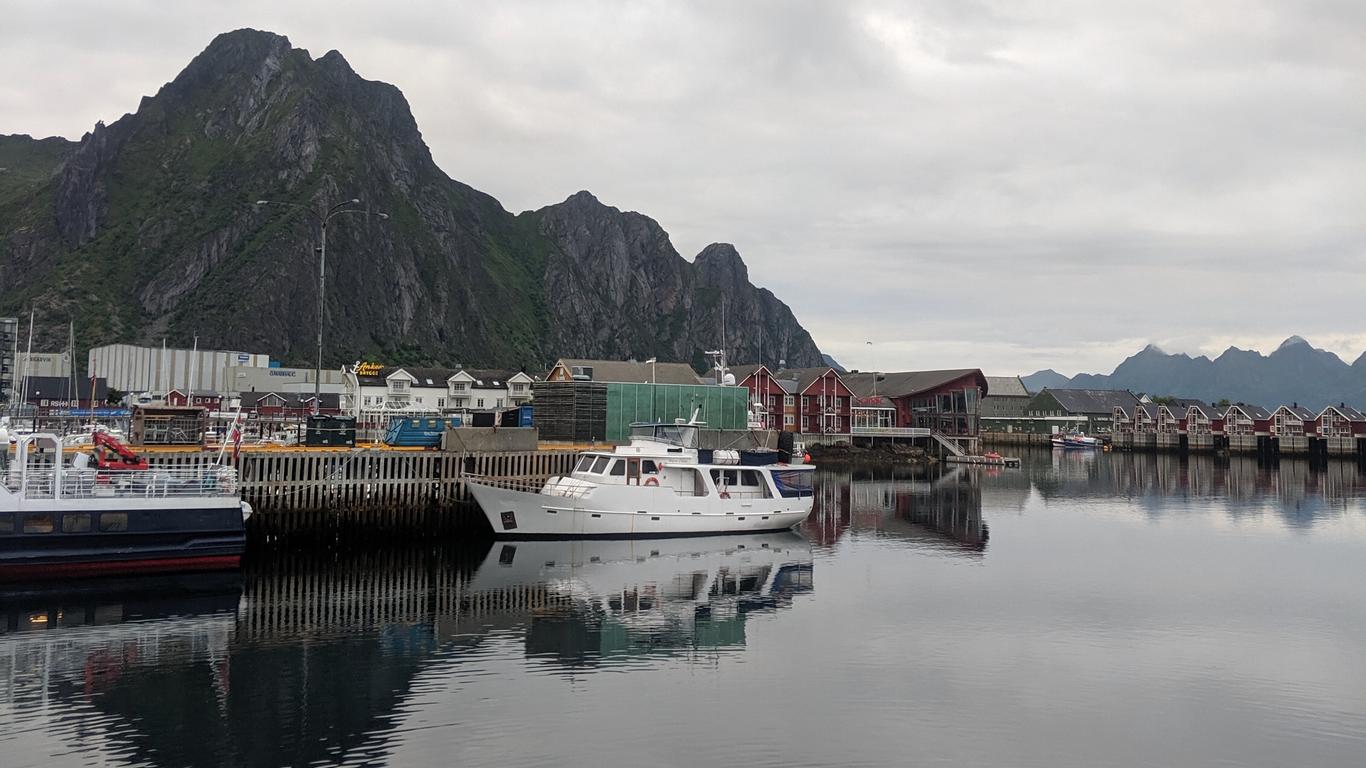 Flights to Svolvær