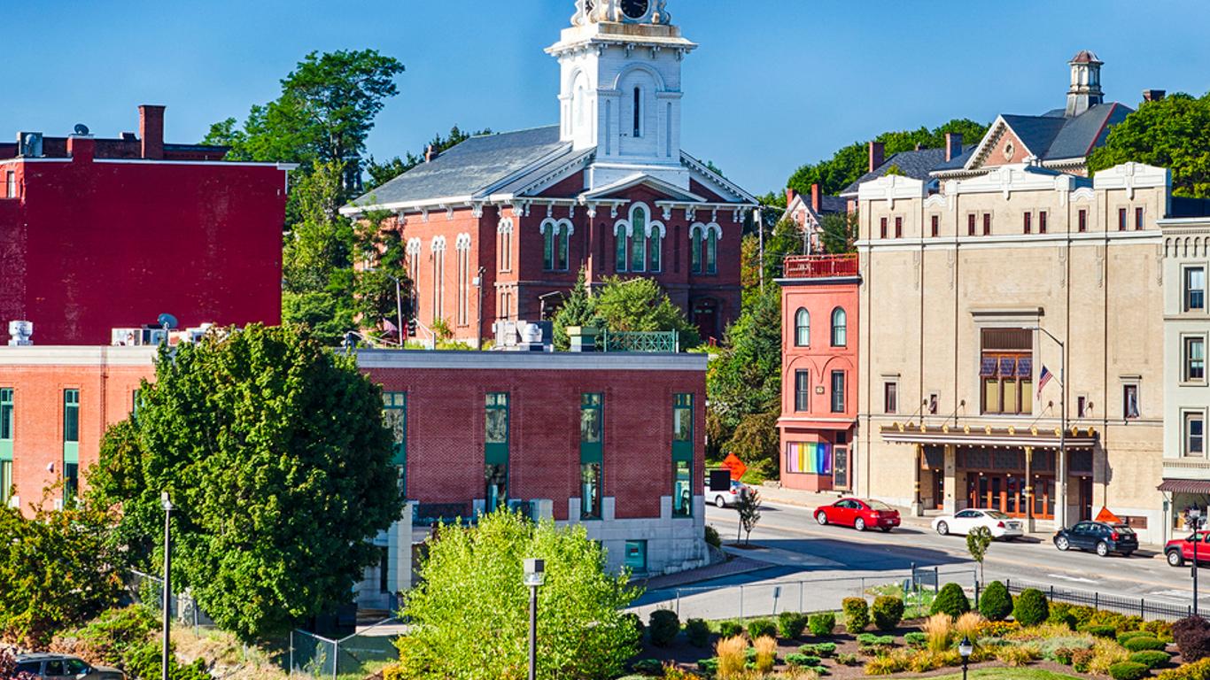 Flights to Bangor, Maine