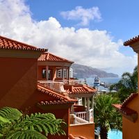Pestana Village
